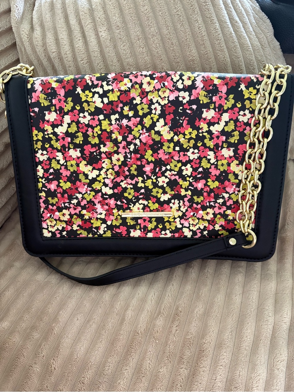 Steve Madden Black Floral Chain-Handle Shoulder Bag